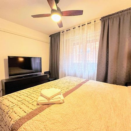 Apartment Monfort Валенсія Екстер'єр фото